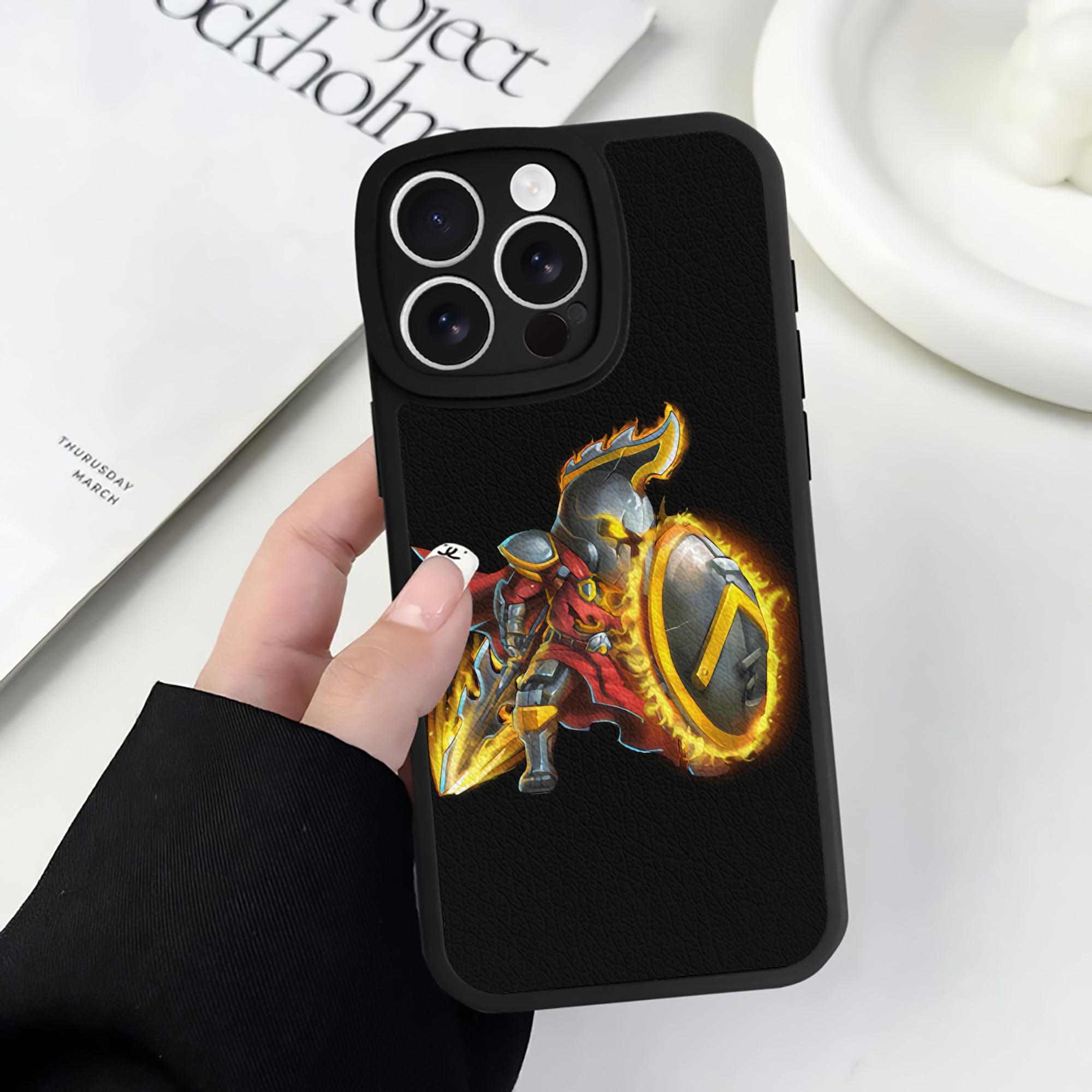 リーグ・オブ・レジェンド League of Legends LOL 【iPhone 16シリーズ対応】シリコンスマホケース（レザー調） 材質：シリコン